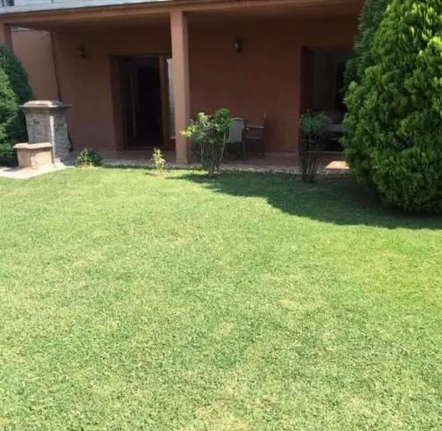 Izdavanje, trosoban stan, 85m², Severni Bulevar, Zvezdara Sve Podlokacije