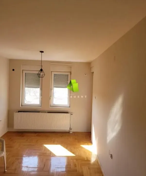 Izdavanje, poslovni prostor, 50m², Pantelej, Niš