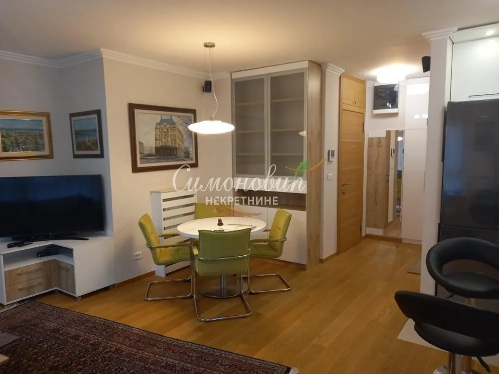 Izdavanje, trosoban stan, 75m², Palilulska Pijaca, Palilula Sve Podlokacije