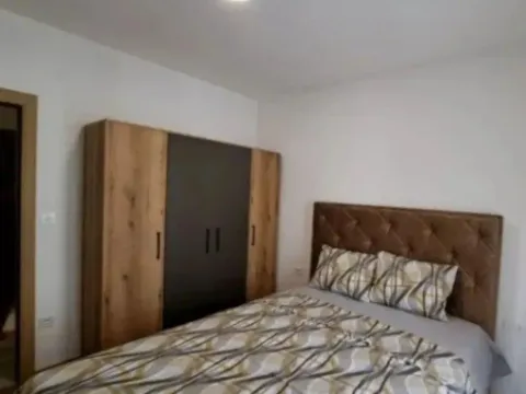 Izdavanje, jednosoban stan, 46m², City Kvart, Podgorica - image 4