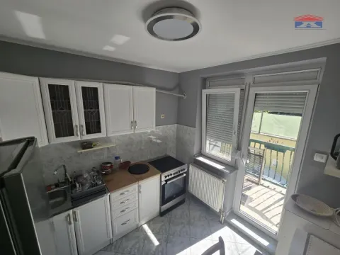 Prodaja, trosoban stan, 75m², Grbavica, Novi Sad Sve Podlokacije - image 3