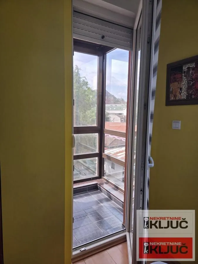 Prodaja, dvosoban stan, 69m², Bulevar Oslobodjenja, Novi Sad Sve Podlokacije