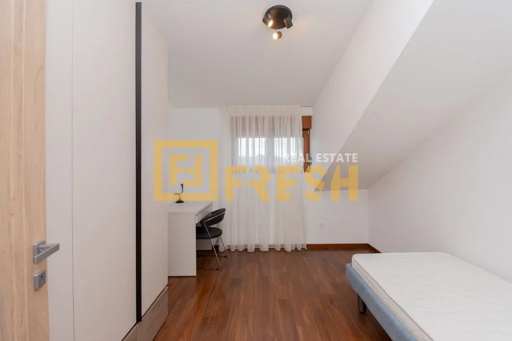Rent, three bedroom apartment, 90m², Master Kvart, Podgorica