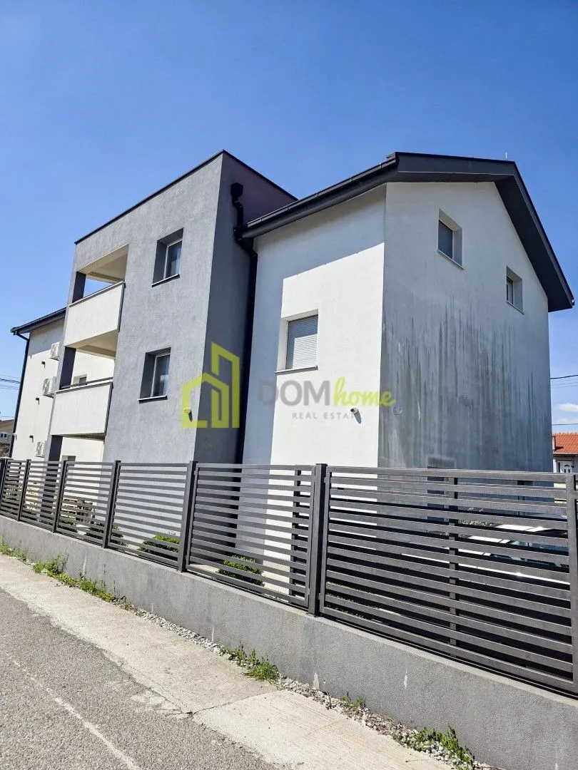 Prodaja, jednosoban stan, 57m², Blok 9, Podgorica