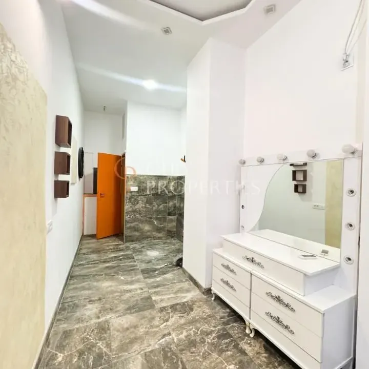 Izdavanje, poslovni prostor, 19m², Pejton, Podgorica