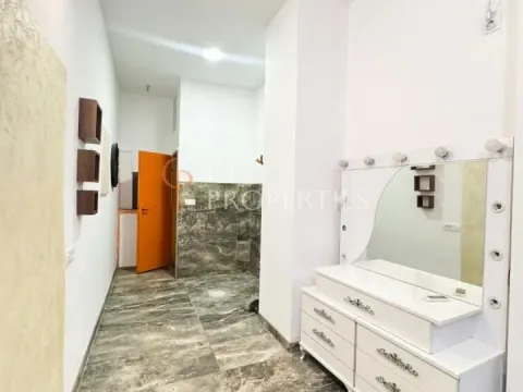 Izdavanje, poslovni prostor, 19m², Pejton, Podgorica - image 1