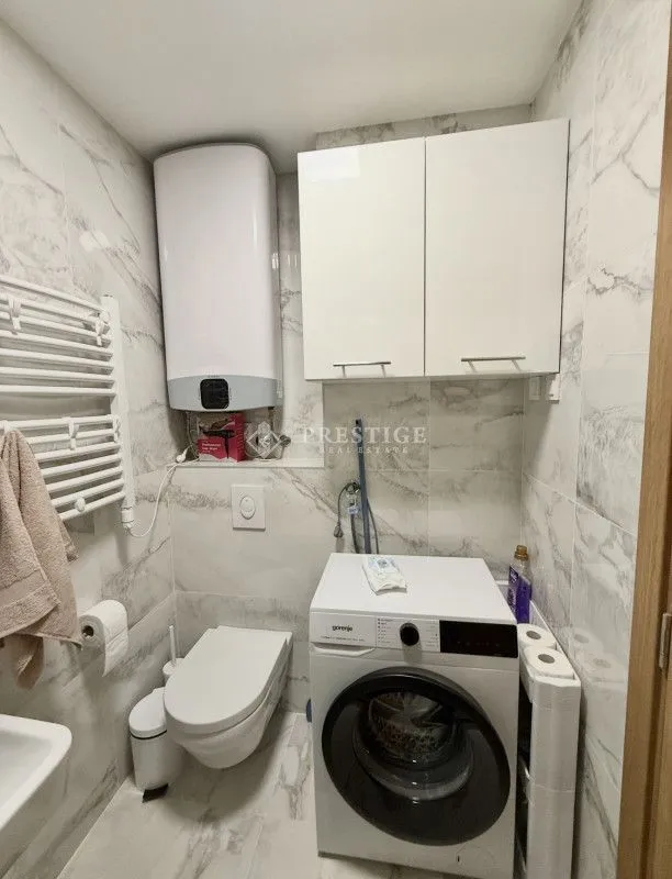 Izdavanje, jednosoban stan, 46m², City Kvart, Podgorica