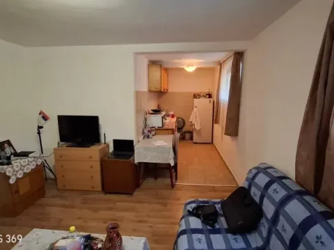 Stan in Zemun Nova Galenika