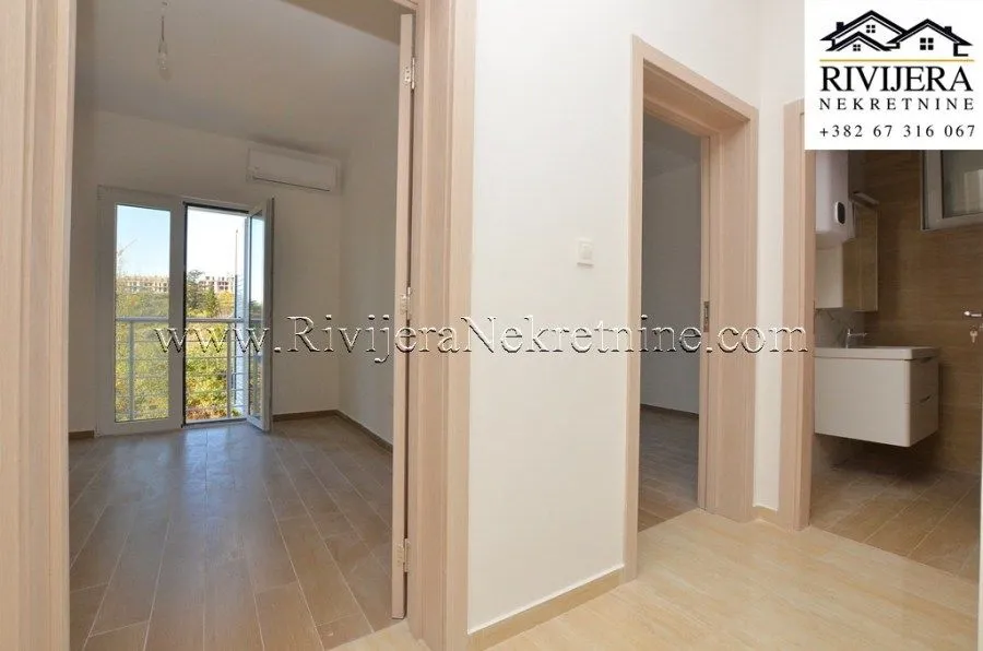 Prodaja, dvosoban stan, 73m², Đenovići, Herceg Novi
