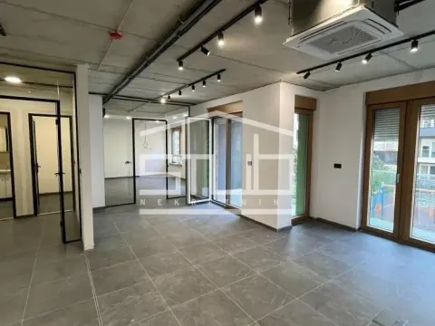 Izdavanje, poslovni prostor, 230m², Novi Beograd Blok 65, Novi Beograd Sve Podlokacije - image 2