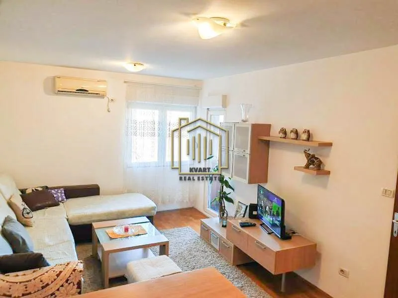 Izdavanje, jednosoban stan, 45m², Stari Aerodrom, Podgorica