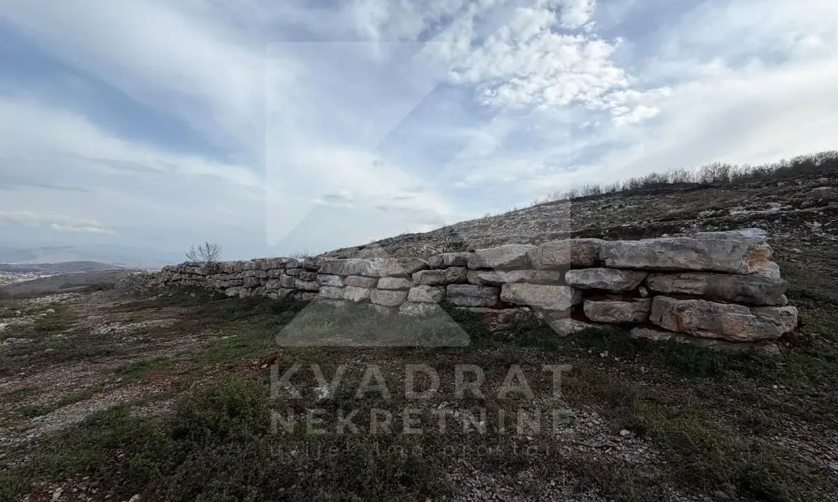 Prodaja, plac, 800m², Beri, Podgorica