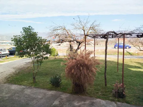 Sale, house, 208m², Grlić, Danilovgrad - image 2