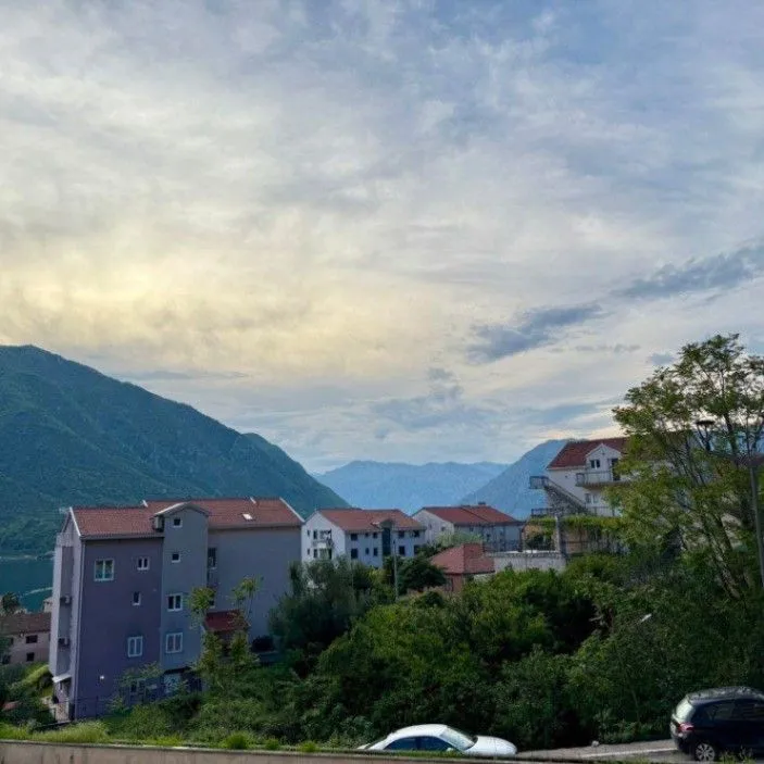 Prodaja, garsonjera, 32m², Dobrota, Kotor