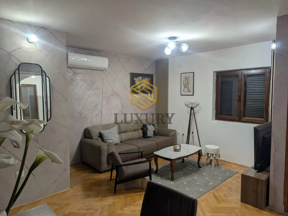 Izdavanje, trosoban stan, 120m², Zabjelo, Podgorica