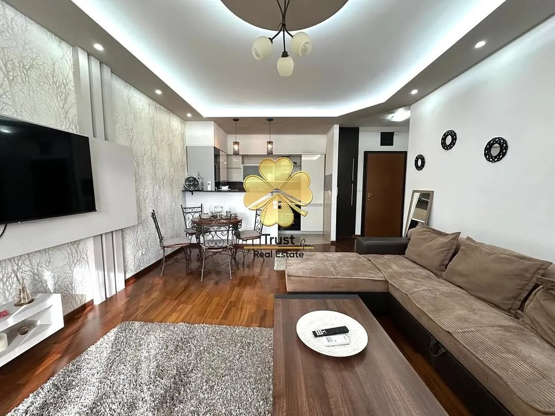 Izdavanje, jednosoban stan, 57m², City Kvart, Podgorica