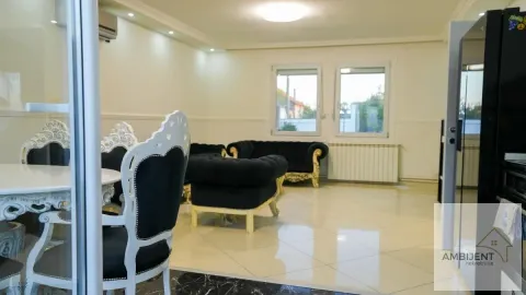 Prodaja, kuća, 131m², Zemun Ugrinovci, Zemun Sve Podlokacije - image 12