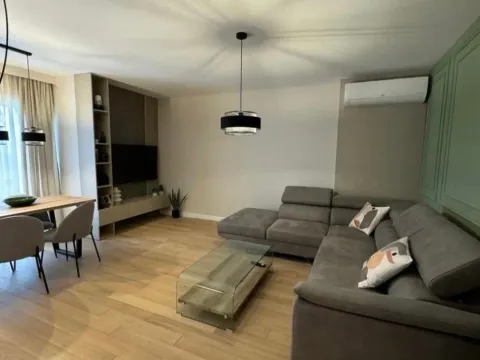 Rent, two bedroom apartment, 60m², Seljanovo, Tivat - image 6