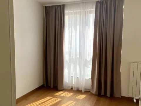 Izdavanje, trosoban stan, 121m², Savski Venac, Beograd - image 12