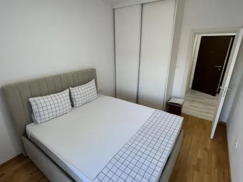 Rent, one bedroom apartment, 46m², Stari Aerodrom, Podgorica - image 10