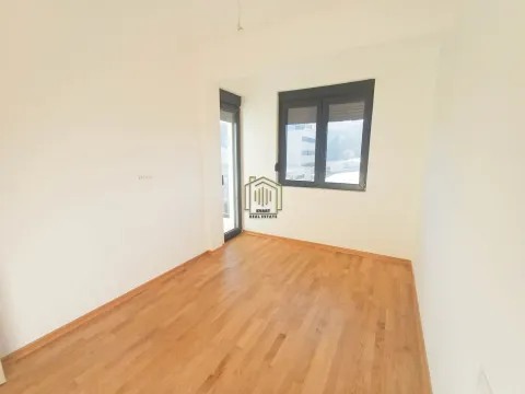 Prodaja, jednosoban stan, 40m², Zabjelo, Podgorica - image 10