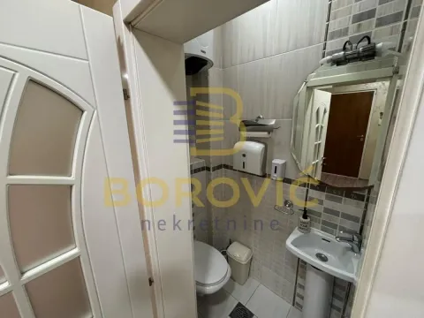 Izdavanje, trosoban stan, 82m², Botanička Bašta, Palilula Sve Podlokacije - image 14