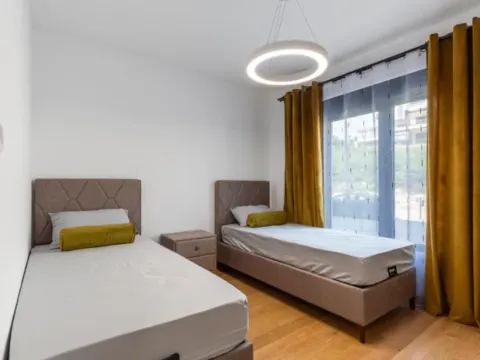 Sale, one bedroom apartment, 44m², Bečići, Budva - image 4