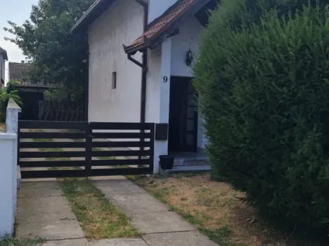 Prodaja, kuća, 330m², Nova Pazova, Stara Pazova - image 2