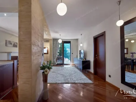 Sale, three bedroom apartment, 116m², Budva, Crna Gora - image 2