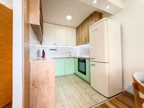 Prodaja, trosoban stan, 89m², Pejton, Podgorica - image 8