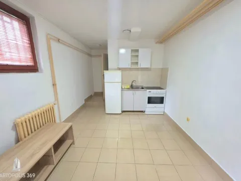 Prodaja, jednosoban stan, 20m², Bežanijska Kosa 3, Bežanijska Kosa Sve Podlokacije - image 1