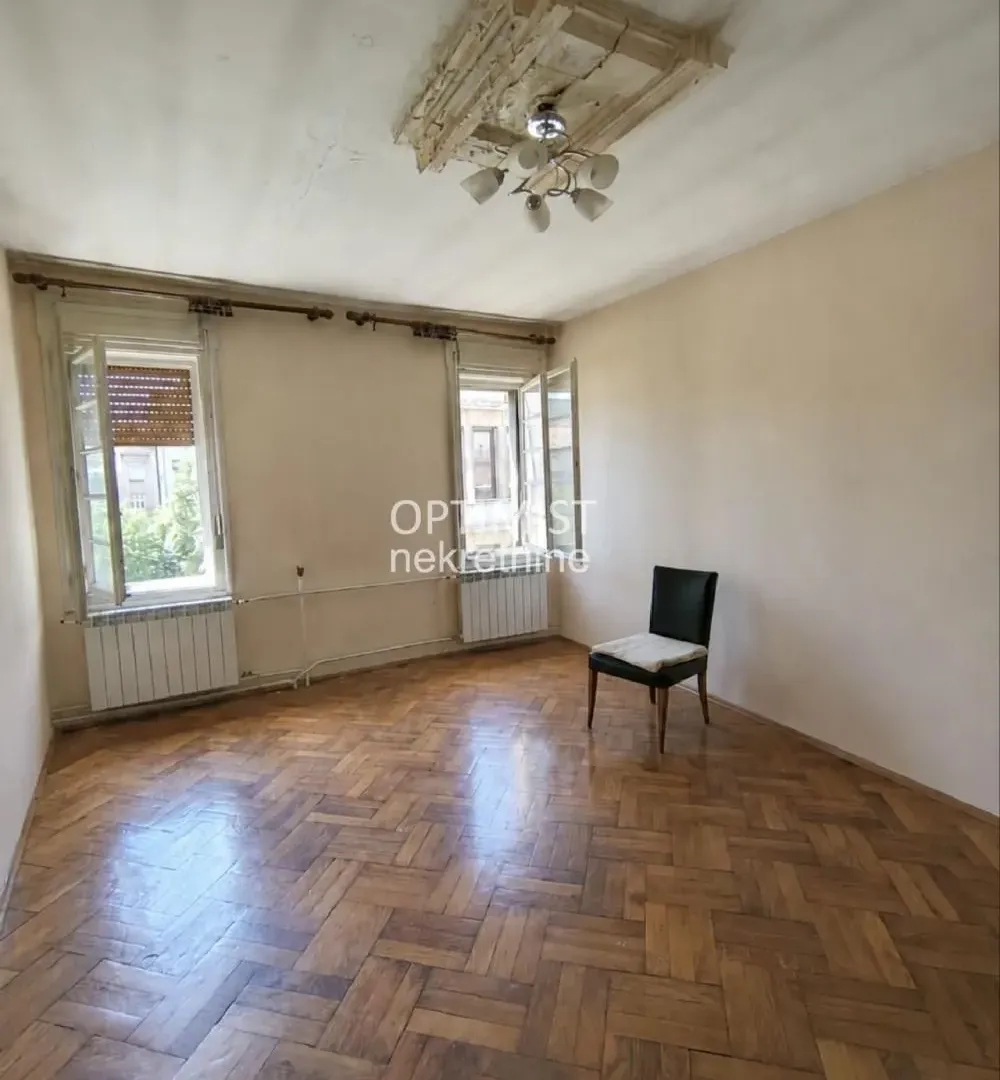 Prodaja, trosoban stan, 77m², Stari Grad, Beograd