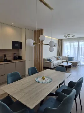 Izdavanje, dvosoban stan, 84m², Kalimanj, Tivat - image 9
