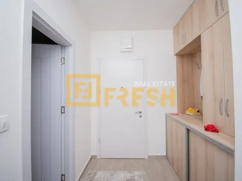 Sale, one bedroom apartment, 57m², Bečići, Budva - image 16