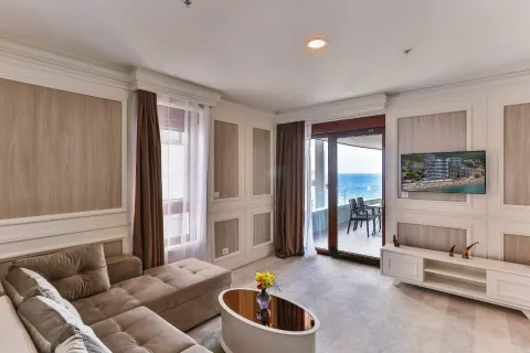 Sale, two bedroom apartment, 75m², Rafailovići, Budva - image 2