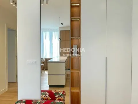 Izdavanje, trosoban stan, 90m², Savski Venac, Beograd - image 8