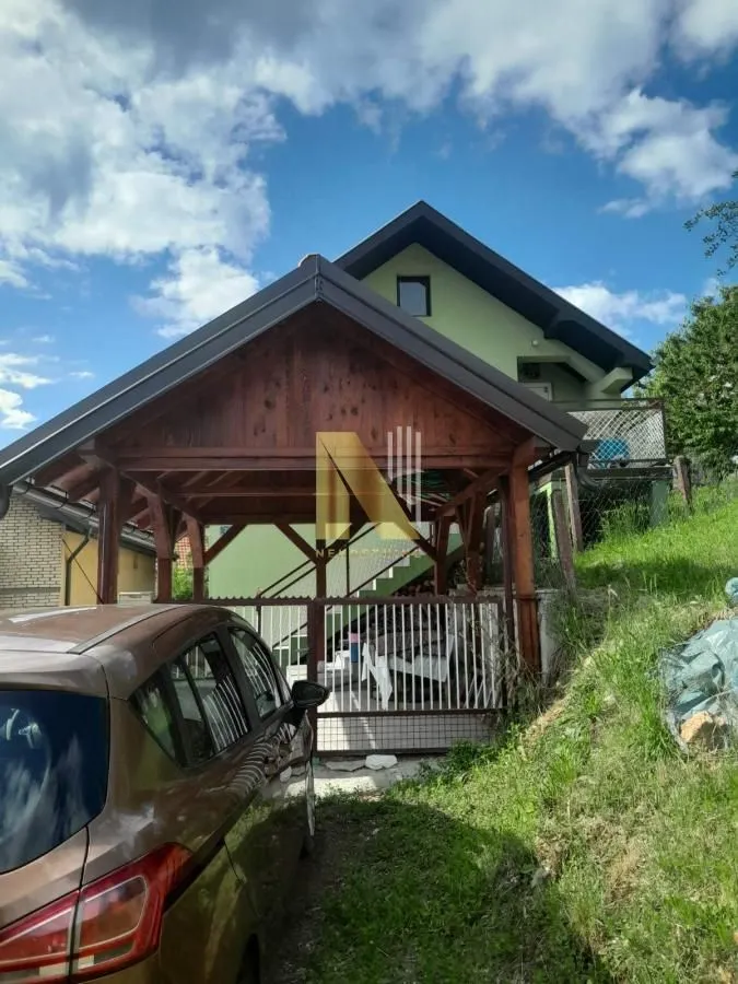 Prodaja, kuća, 73m², Užice, Srbija