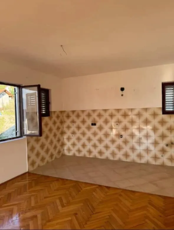 Prodaja, stan, 75m², Tivat, Crna Gora