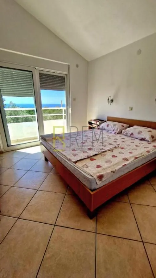 Sale, house, 150m², Utjeha, Bar