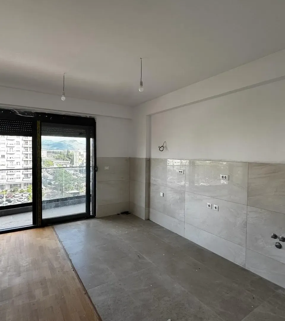 Sale, two bedroom apartment, 90m², Pobrežje, Podgorica