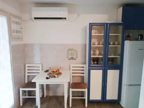 Izdavanje, jednosoban stan, 47m², Cetinje, Crna Gora - image 8