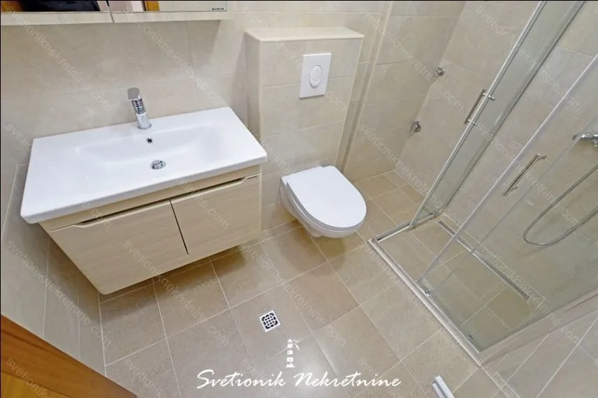 Prodaja, trosoban stan, 115m², Igalo, Herceg Novi