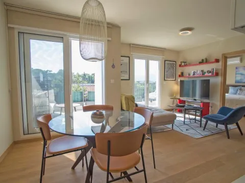 Prodaja, dvosoban stan, 64m², Pod Kuk, Tivat - image 1