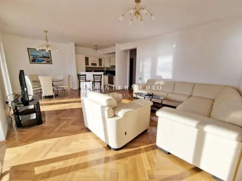 Izdavanje, dvosoban stan, 91m², Topla, Herceg Novi - image 2