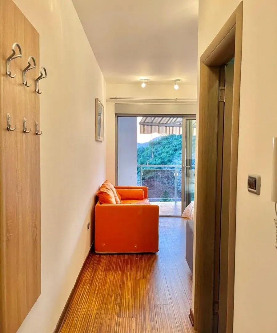 Prodaja, garsonjera, 36m², Pržno, Budva