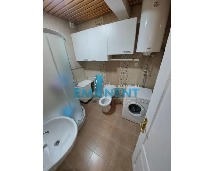 Izdavanje, dvosoban stan, 59m², Savski Venac, Beograd