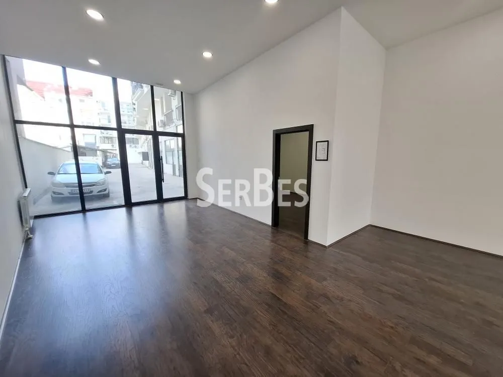 Rent, office space, 128m², Centar, Novi Sad