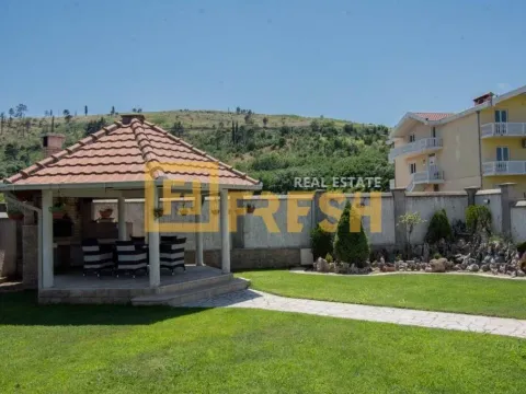 Sale, house, 550m², Zabjelo, Podgorica - image 15