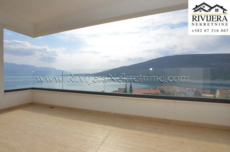 Prodaja, dvosoban stan, 124m², Đenovići, Herceg Novi