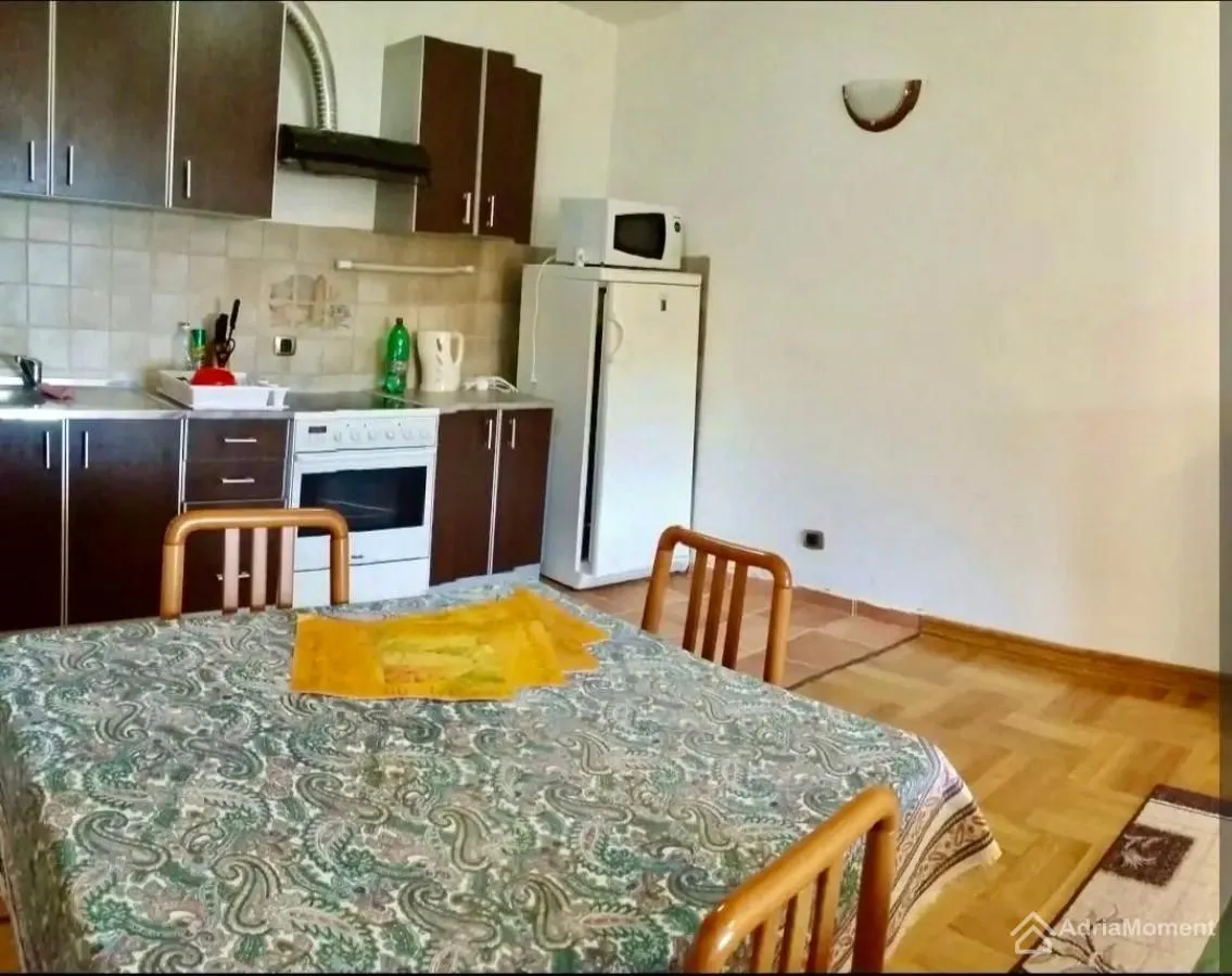 Sale, one bedroom apartment, 54m², Petrovac, Budva